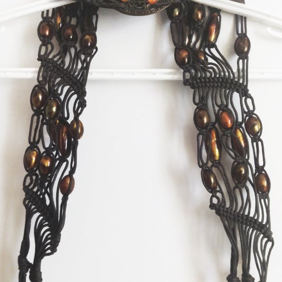 Vintage 1970's Brown Macrame Tie Belt With Glass Beads & Faux Amber Stones - Picture 4 of 11